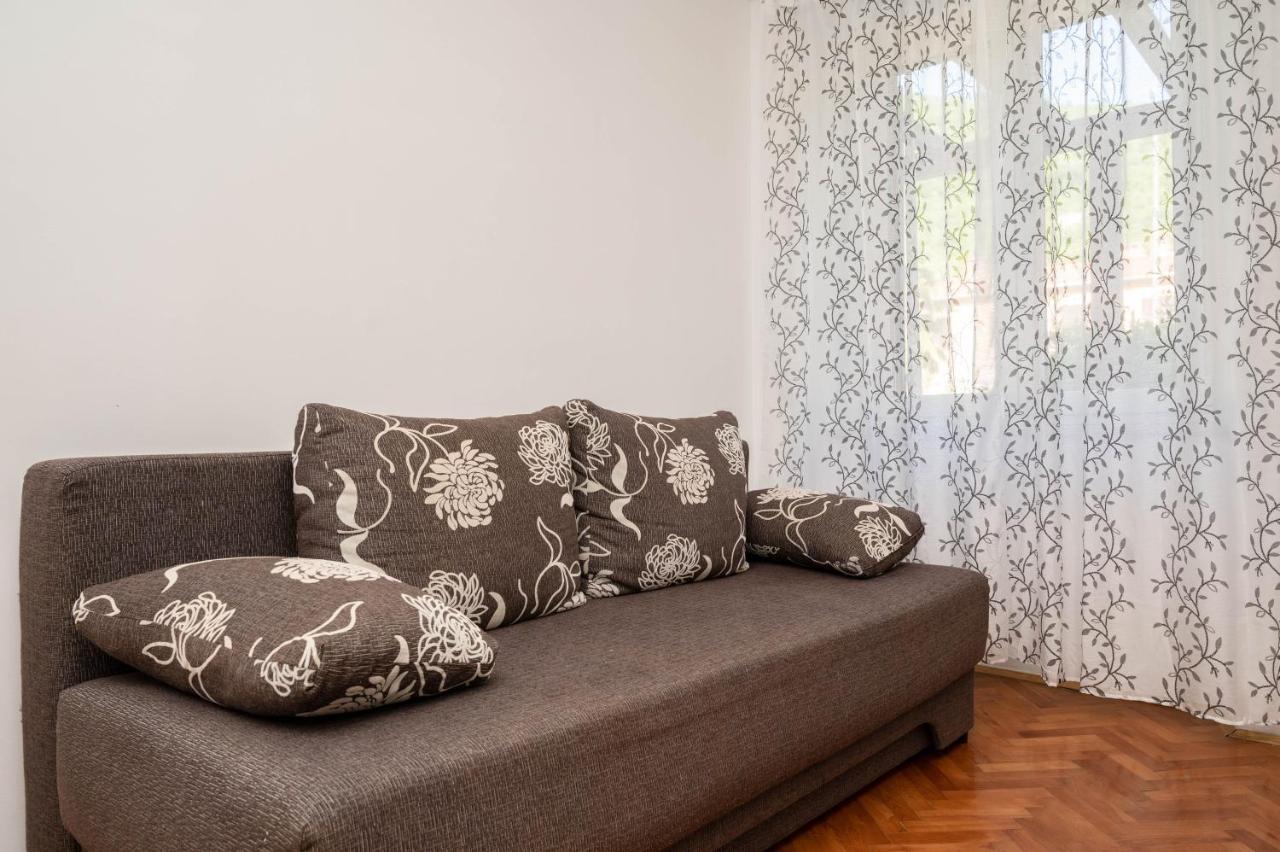 Apartment Marta Raša 外观 照片