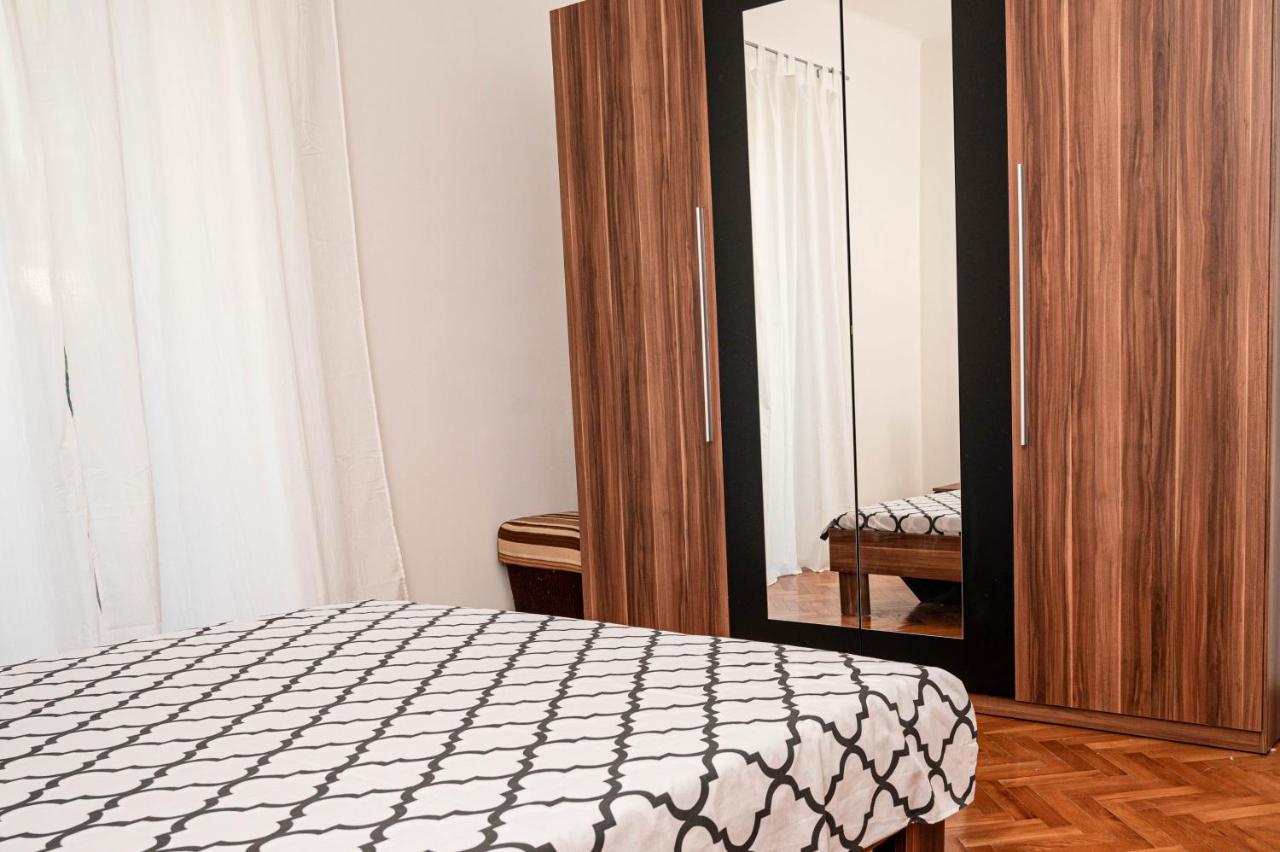 Apartment Marta Raša 外观 照片